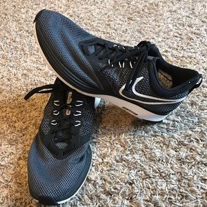 Nike Zoom Sneakers